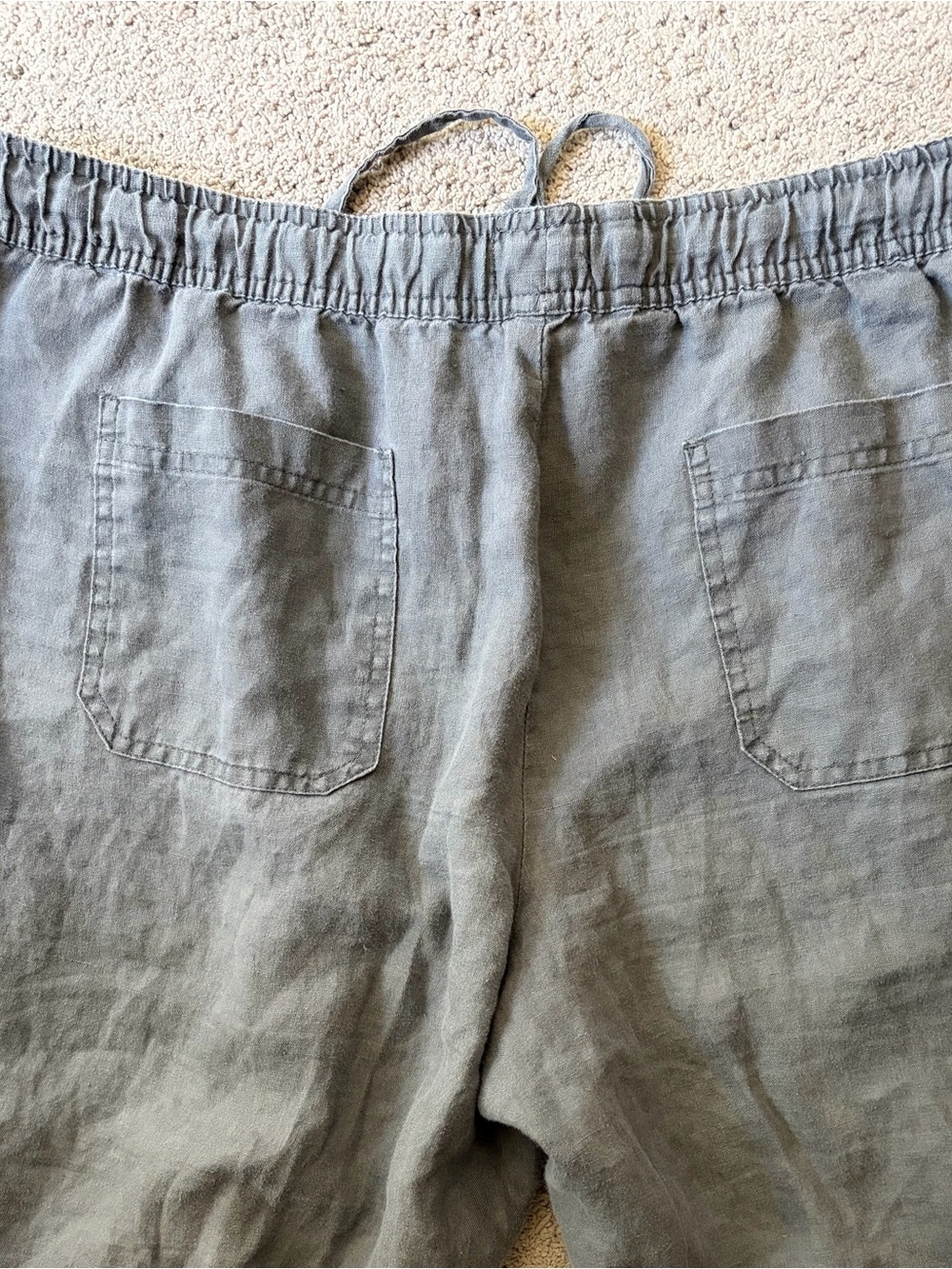 Gray Linen Drawstring Capris - Picture 4 of 4